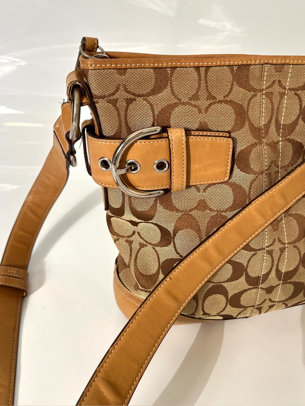 Vintage Coach Signature Jacquard Soho Duffle Bag No H05K- 3574 - Picture 6 of 14